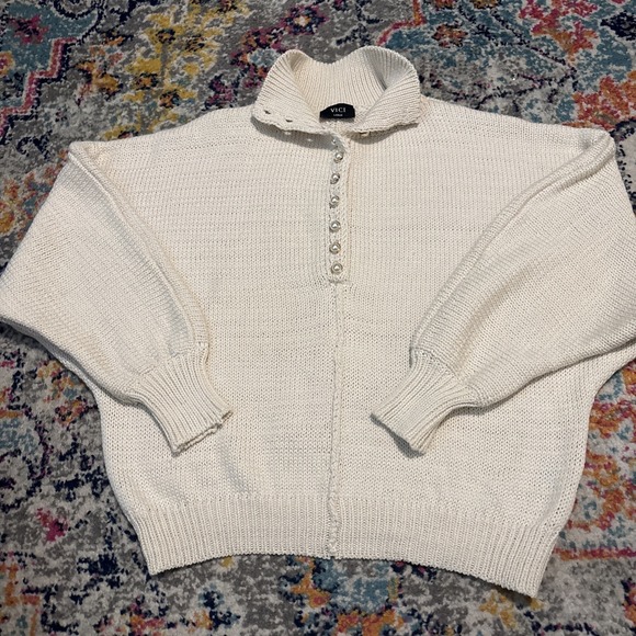 Vici Sweaters - Vici Cable Knit Cream Color Sweater Sz Large